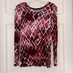 3/$25 Simply Vera Wang Mosaic Geo Print Lightweight Long Sleeve Tee Red Size XS